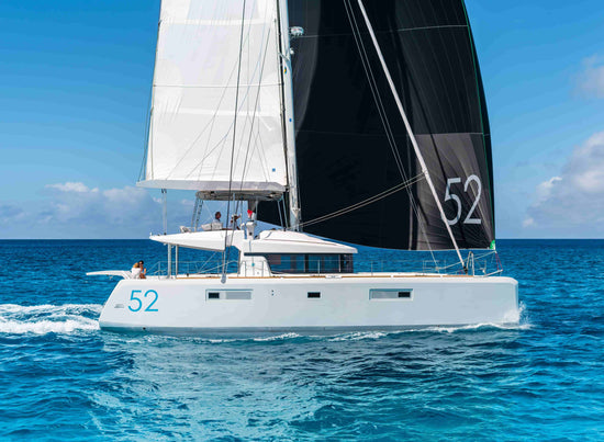 Mango Hulseys sailboat in the ryan weller thrillers